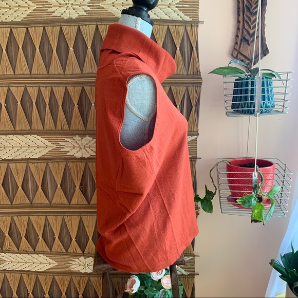 BNWT Amazing Burnt Orange Sleeveless Turtleneck Top Conrad C Size XL - Picture 2 of 9